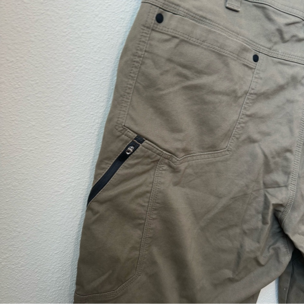 Wrangler Men's Waist 38 Cargo Tan Shorts - Picture 4 of 10